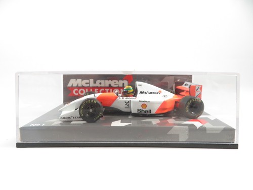 Minichamps 530930008 - 1:43,